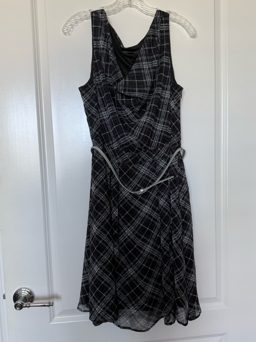 Jessica Howard Black & Gray Plaid Midi Dress
